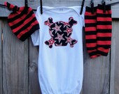 3 pc Star Skull applique baby gown/hat/kool kid legs set--Available in sizes 0/3mo OR 3/6mo