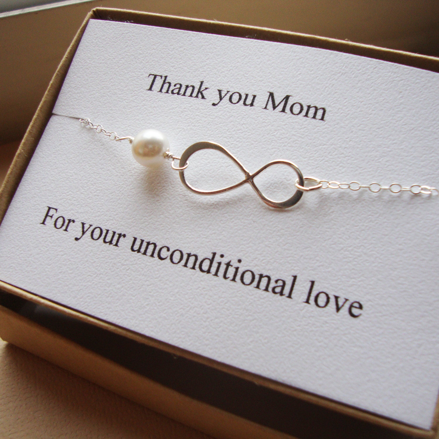 Thank You Mom Infinity  Bracelet - Mother of Bride or Groom, Eternity Bracelet, Wedding Special Gift, Jewelry Card Set