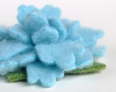Winter Blue Flower - Recycled Cashmere Pin