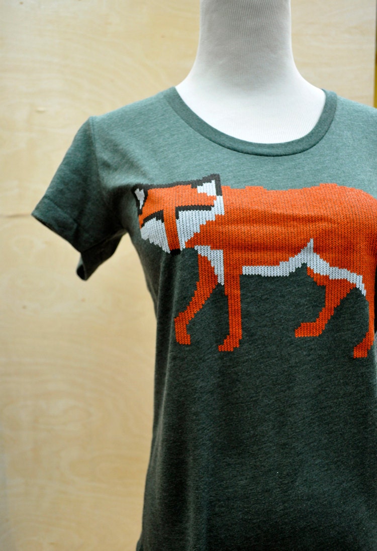 Womens Tshirt - Knit Fox - clothing - gift for her