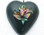 Dark Green Heart Pendant Applique Floral