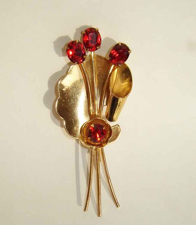 Vintage 40s Coro Flower Brooch Red Rhinestone Spray