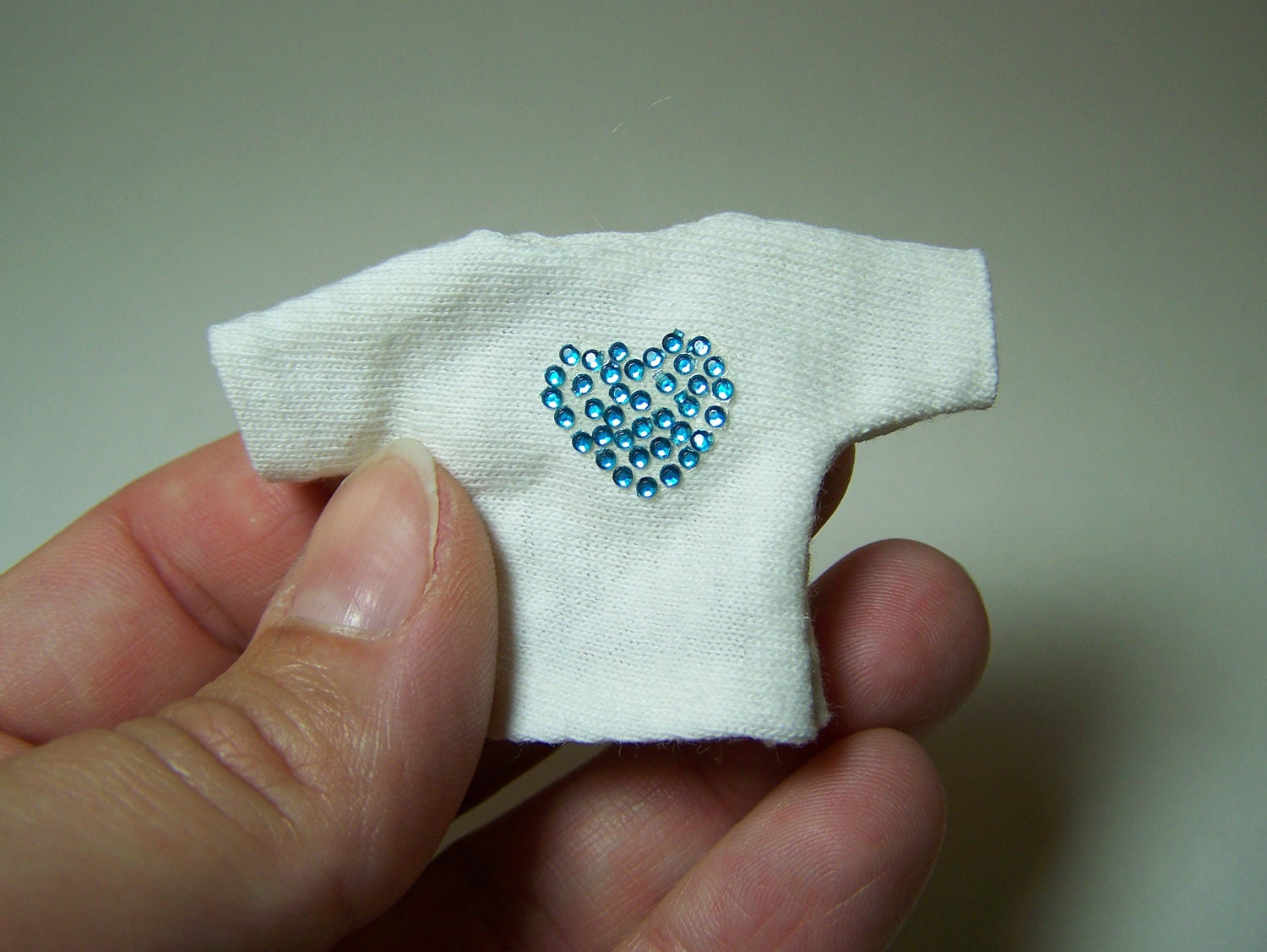 Modern white Top / T Shirt / Tee with sparkling blue heart - miniature fashion by CWPoppets
