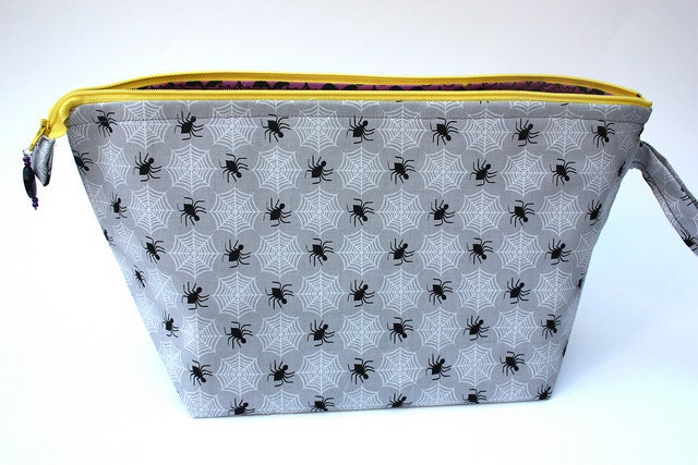 Sale - Spider Sweater Wedge Bag