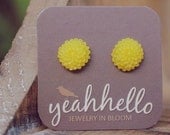 yellow frost mini mum flower earrings by yeahhello