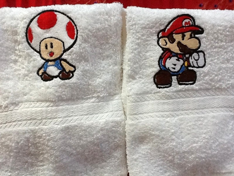 Mario and Toad White Towels embroidered Set of 2
