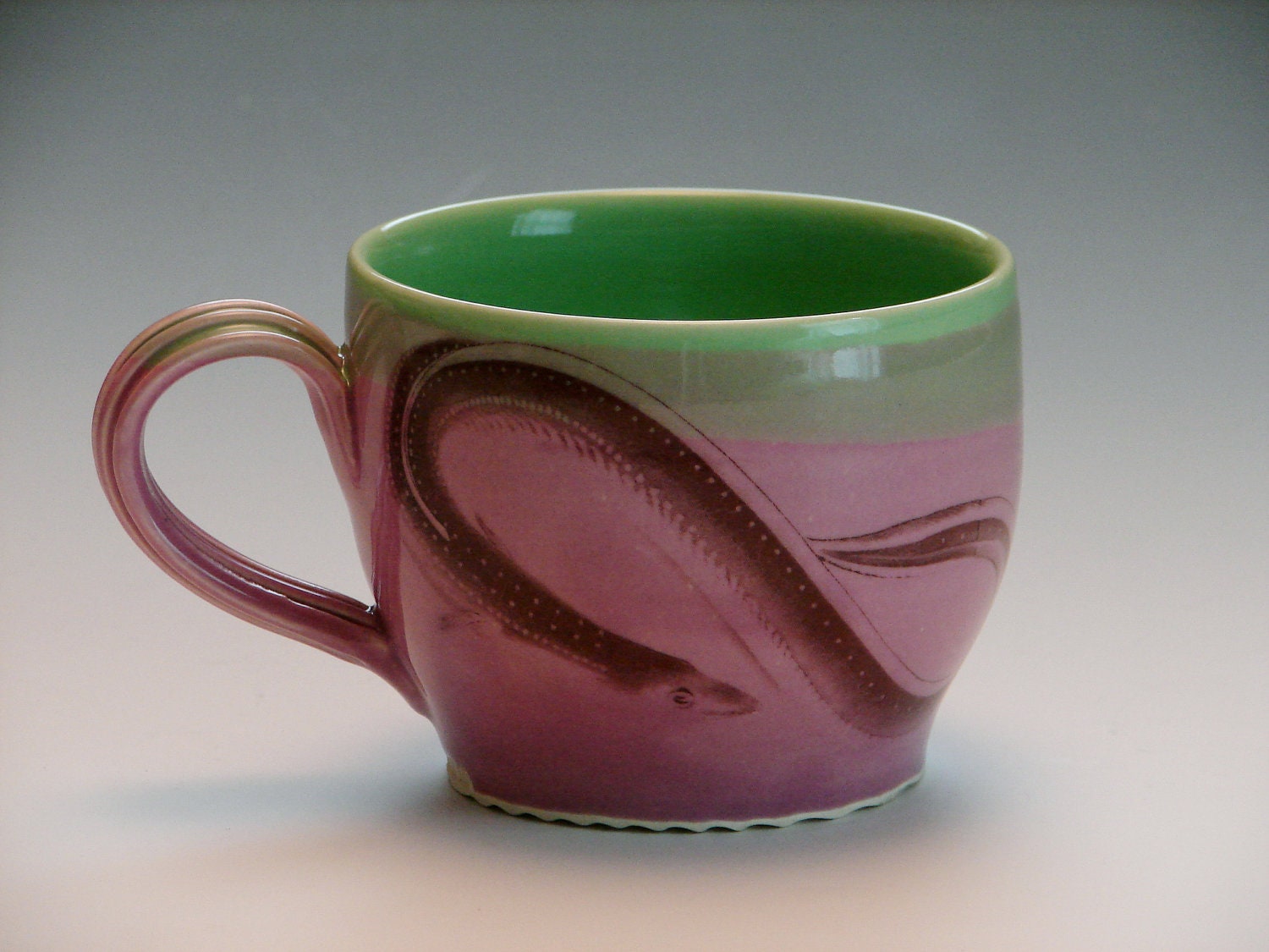 Eel Mug / purple Pottery