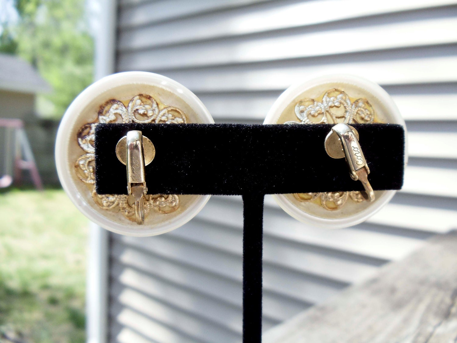 Summer Sale Vintage Coro Pearl disc Earrings clip on