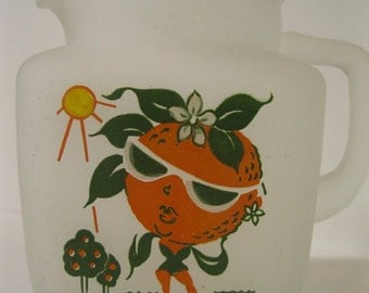 Vintage 1950s Hazel Atlas orange juice pitcher