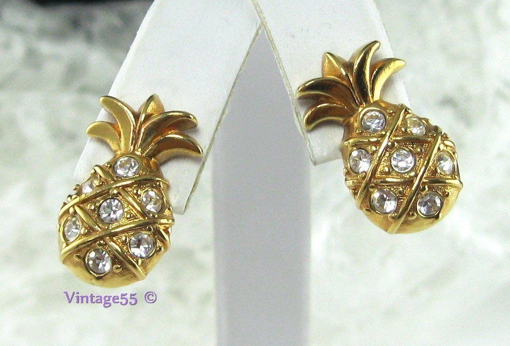 Vintage Earrings Rhinestone Pineapple Gold tone Avon