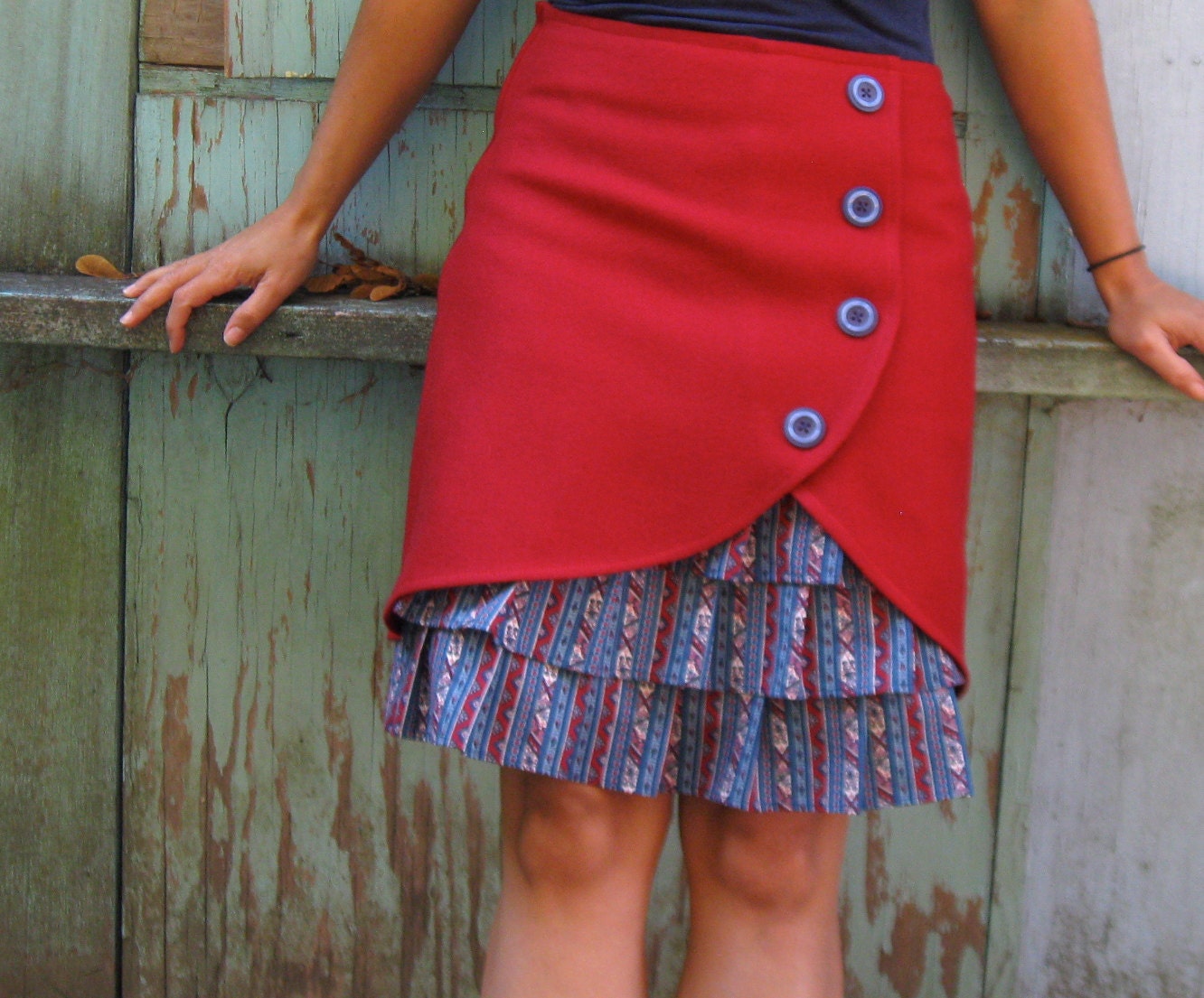American Beauty ruffle front skirt Sz 0