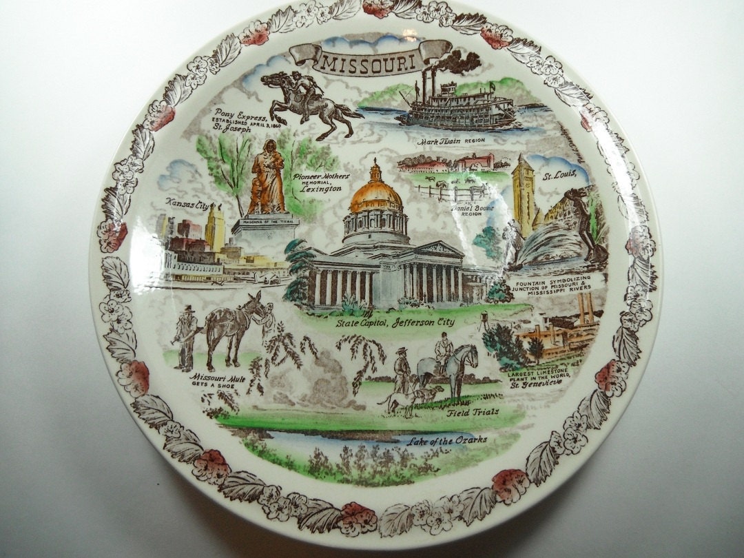 Vintage 1950s Vernon Kilns Missouri Souvenir Plate Hand Painted 10.5 inches Commemorative