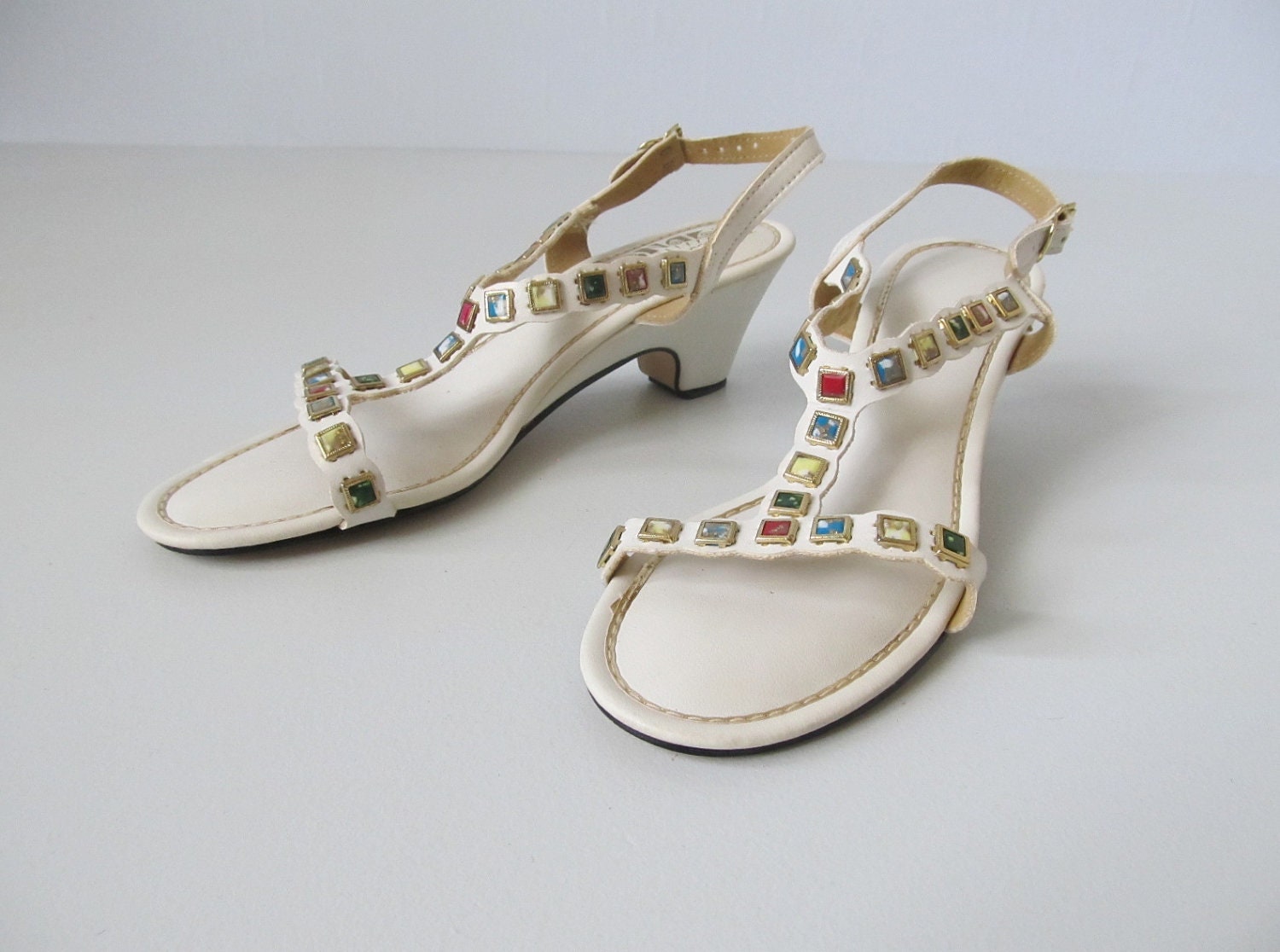 1960s Sandals / 60s Mod Sandals / Sandals with Jewels / Size 7