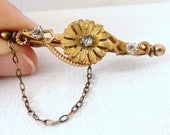 Vintage Victorian Flower Pin