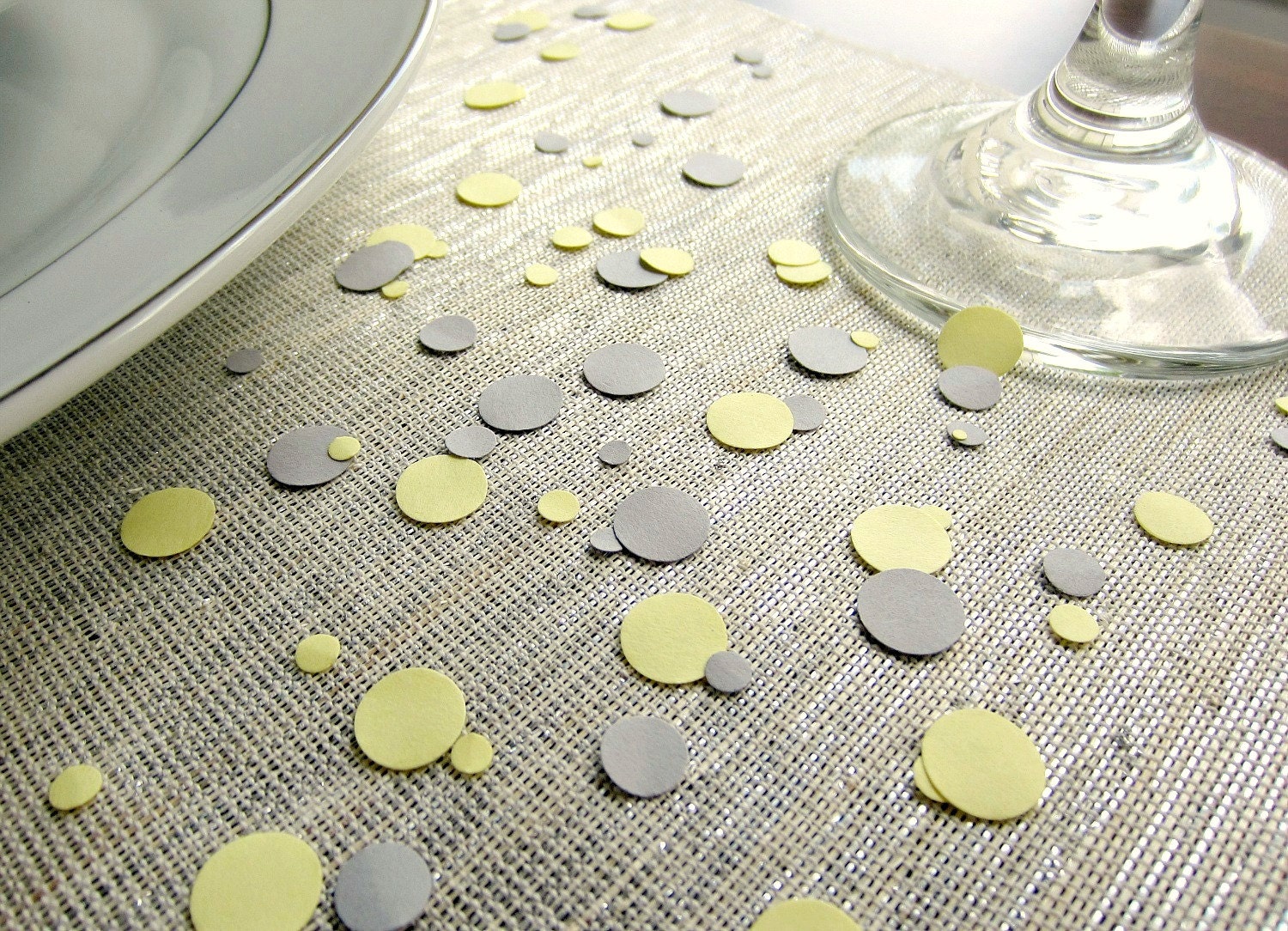 Circle Wedding Confetti, Paper Party Decorations, Celebration Table Scatter, Aisle Decor