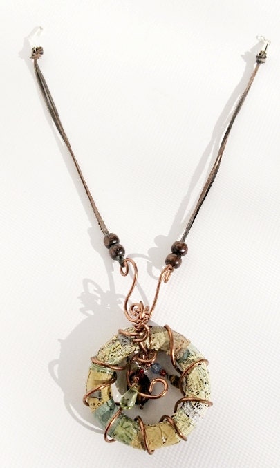 Decoupage Hoop Necklace 1
