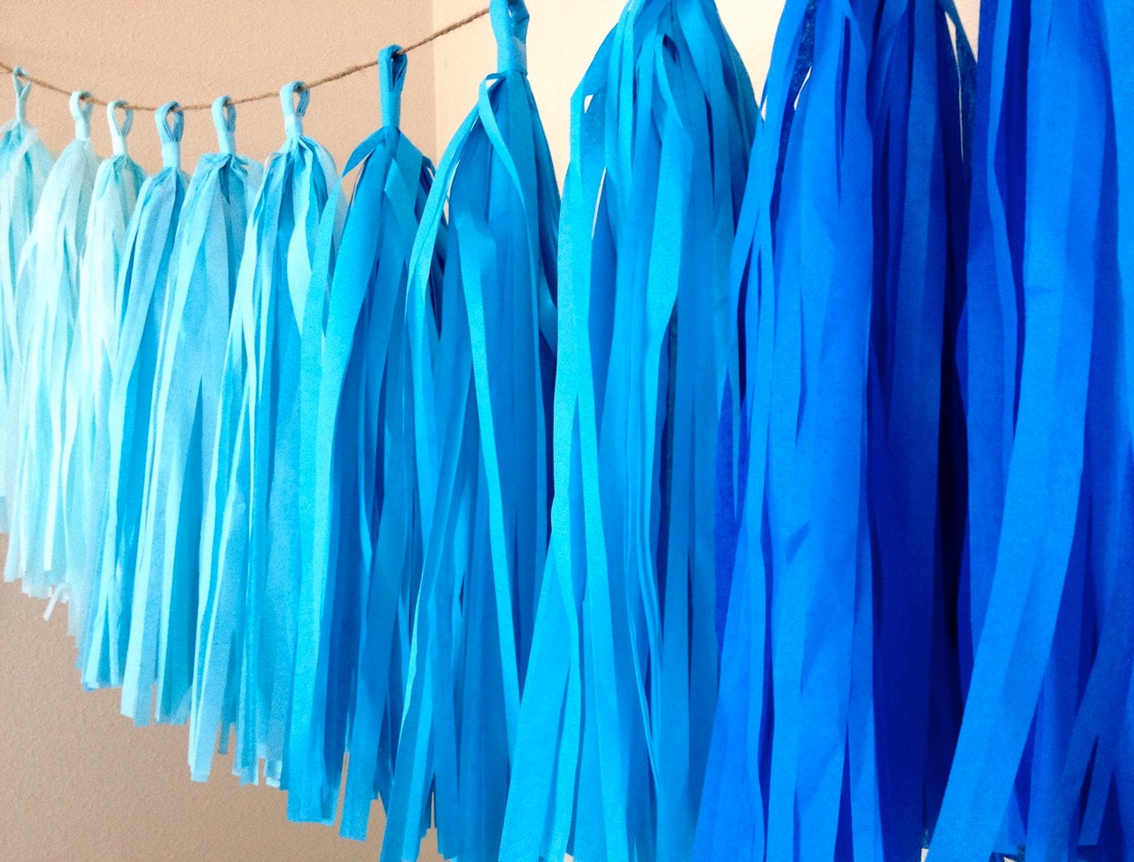 Blue Ombre ... tissue paper tassel garland // nursery // weddings // birthdays // party decorations Il_170x135