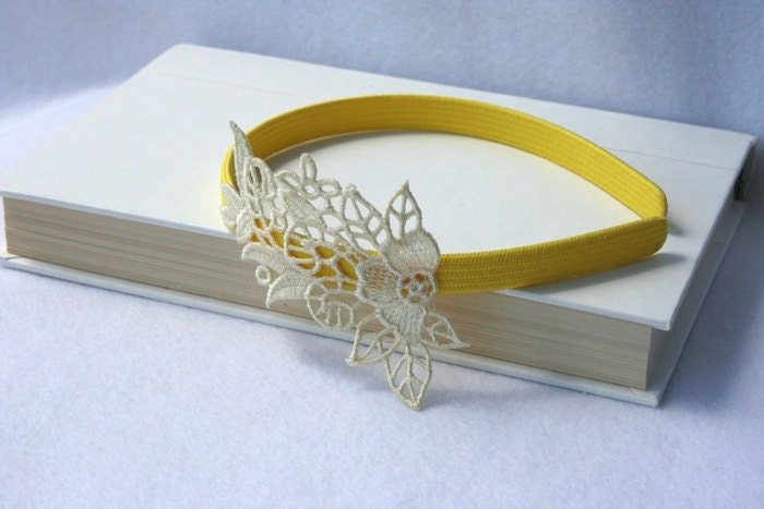 Amaryllis Flower Lace HEADBAND - Pastel Yellow - Venice - Bridal - Costume - Embroidery