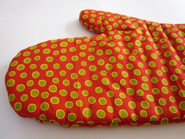 Men's Red and Green Oven Mitt