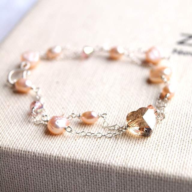 Pearl Bridal Jewelry, Pearl crystal bracelet, peach pearl bracelet