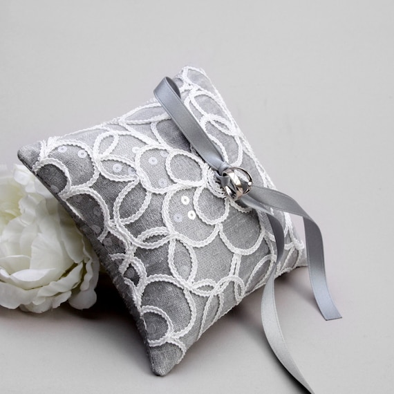 Lace wedding ring pillow - silver
