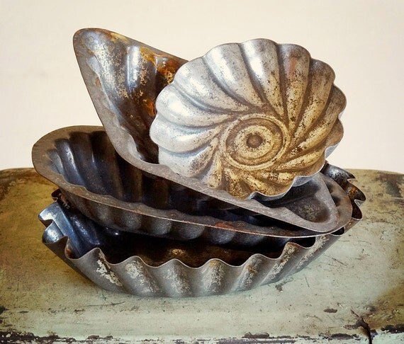 vintage baking tins from Europe, set of 4 fluted tart tins all with fabulous patina