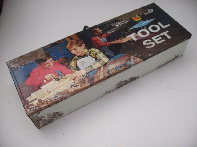 Metal box - Blue Dimond tool box - 1970'S Handy Andy Blue Diamond tool set box ( Box only)