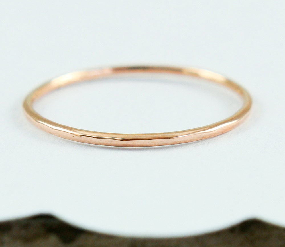 Simple 14K Gold Band, Stacking Ring, Wedding Gold Band, 1mm Band, Round Band, Recycle Gold Ring
