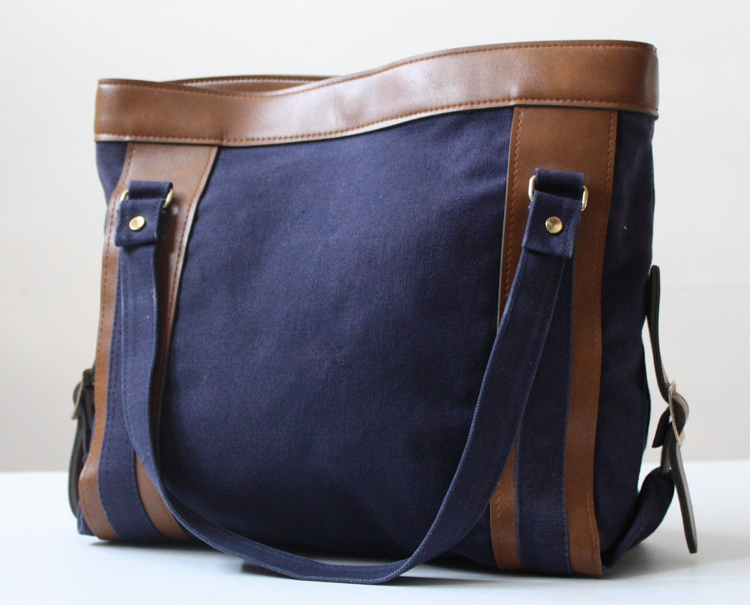 vintage canvas shoulder bag
