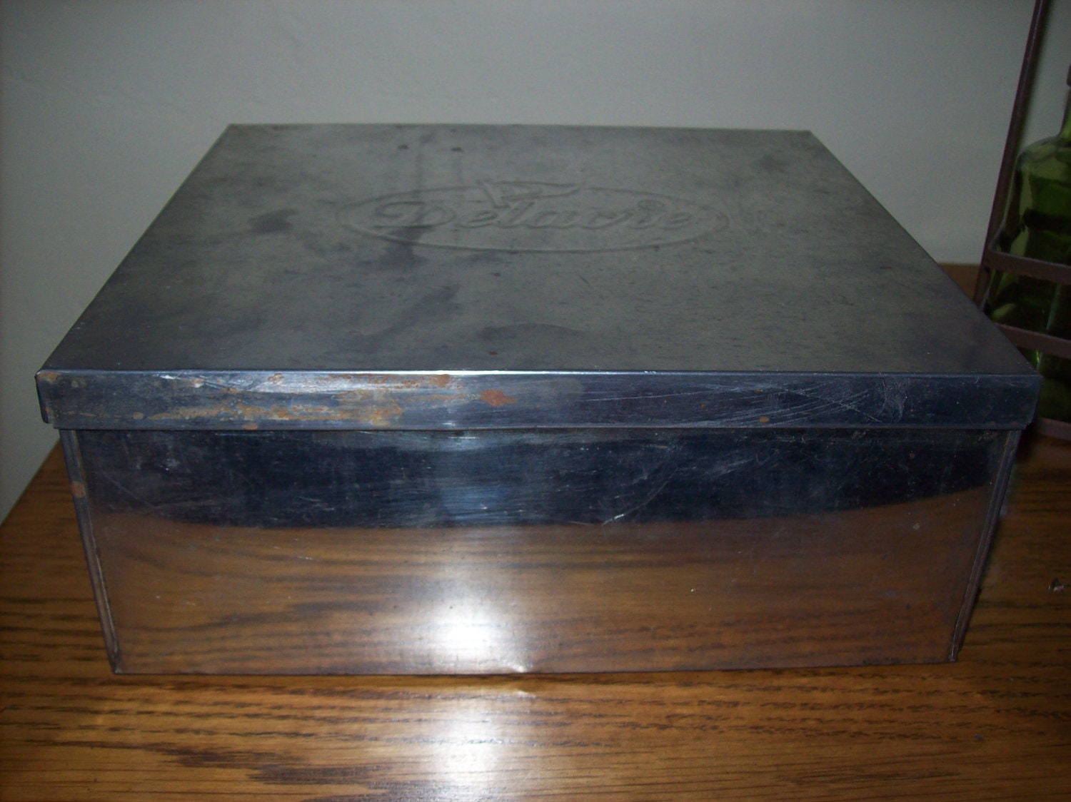 Vintage Tin Delacre Biscuit Box Collectible Houseware