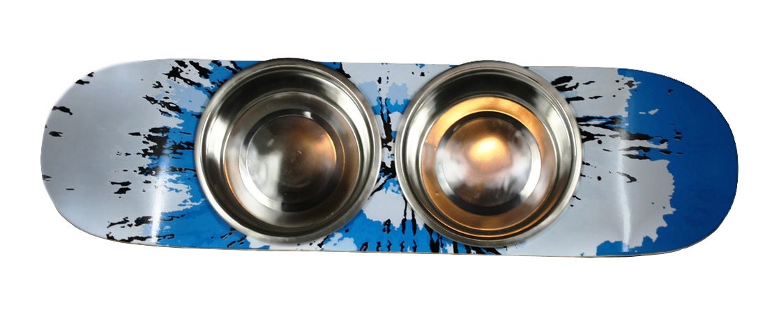 Dog Feeder / Raised Dog Feeder / Pet Feeder / Skateboard / Raised Dog Bowls / Skateboard Dog Feeder / Skateboard Deck