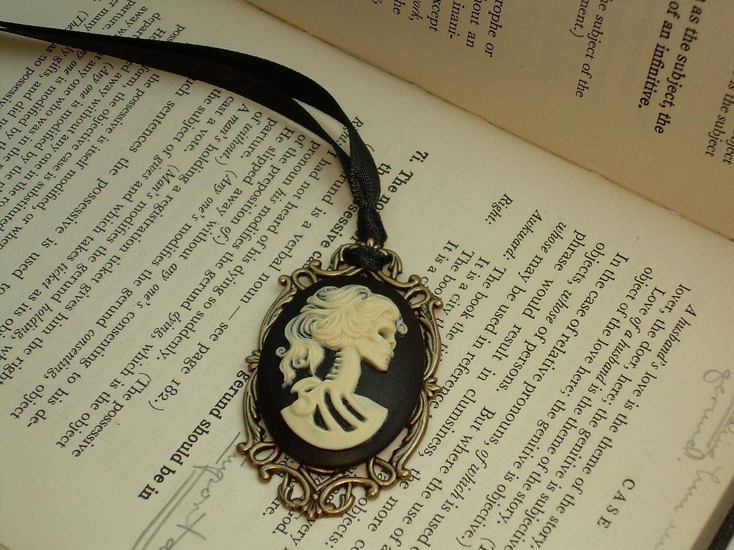 Gothic Madam Lady Skeleton black Satin Necklace Choker