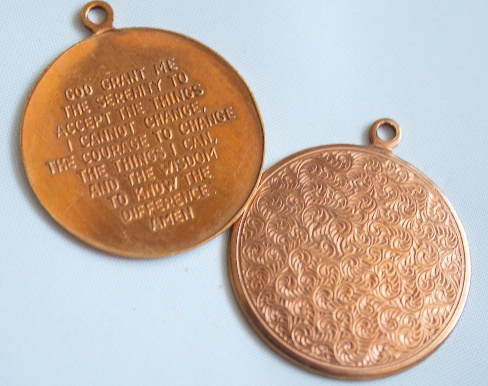 1 Vintage Serenity Prayer Pendant in Gold