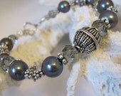 Sale 20% off with Coupon Code SPRING20 - ELEGANT Sterling Silver Bali Bead and Black Freshwater Pearl Bracelet
