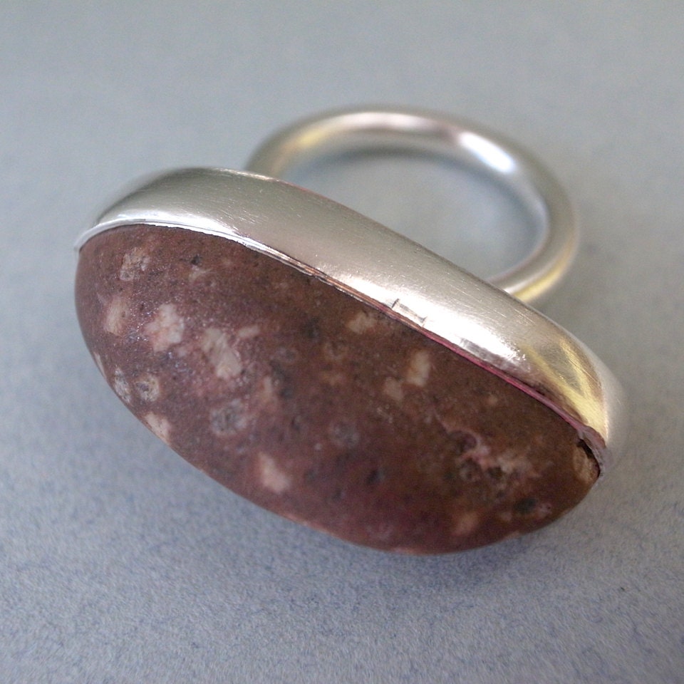 large beach rock ring - red speckled - brr.ls.104