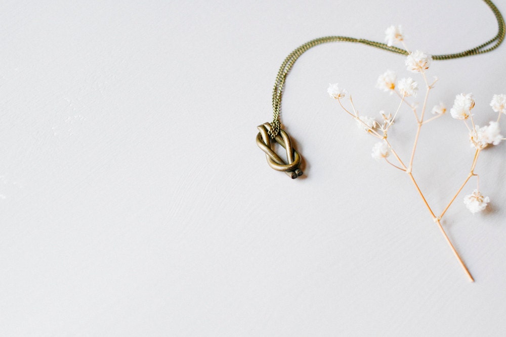 Limited- Knotted no.02 necklace