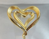Vintage Heart Brooch. AJC. Brushed & Shiny Gold Tone. Abstract.