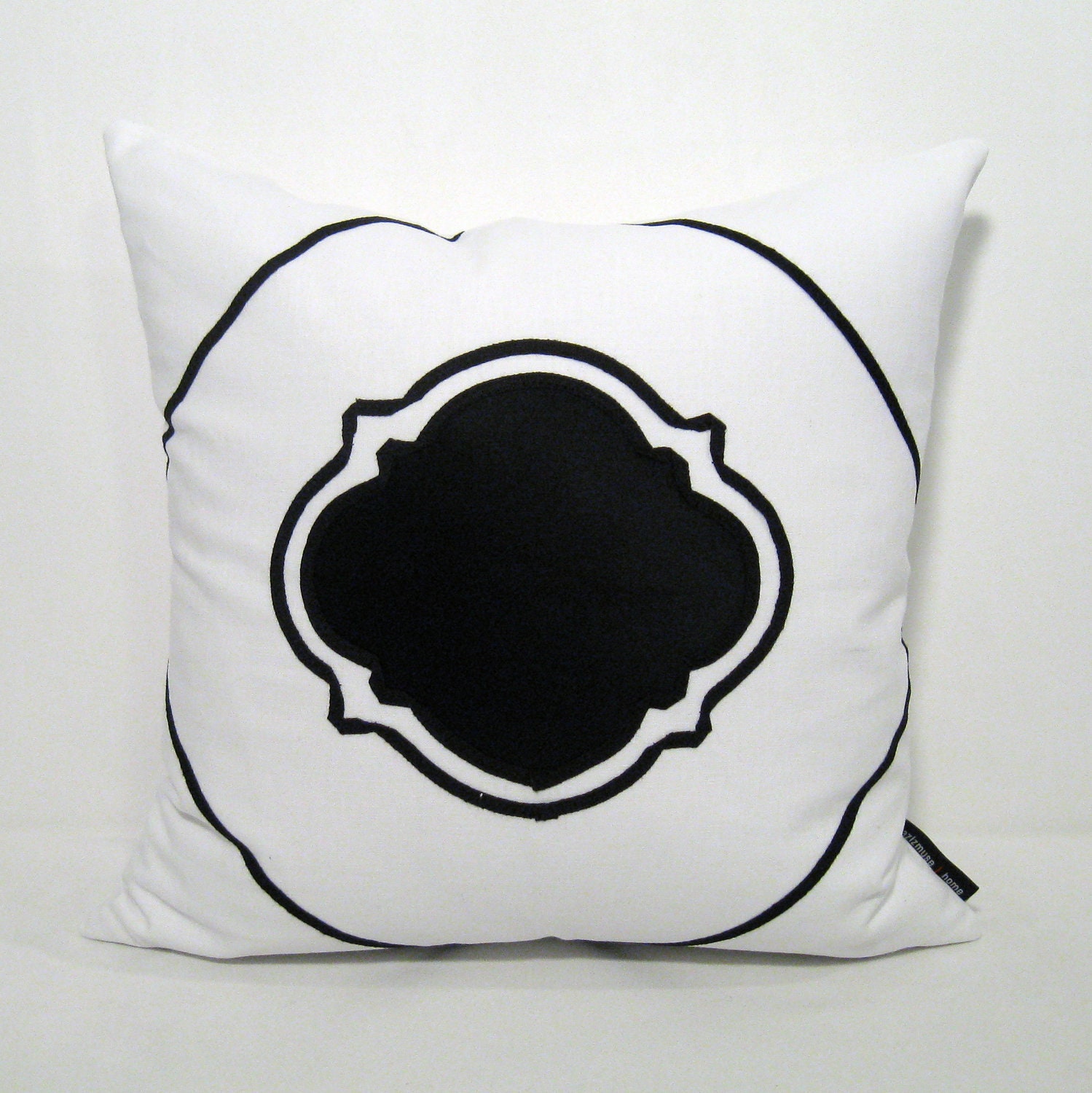 SALE - Black White Pillow Cover - Decorative Modern Cushion - Quatrefoil Geometric 16 inch