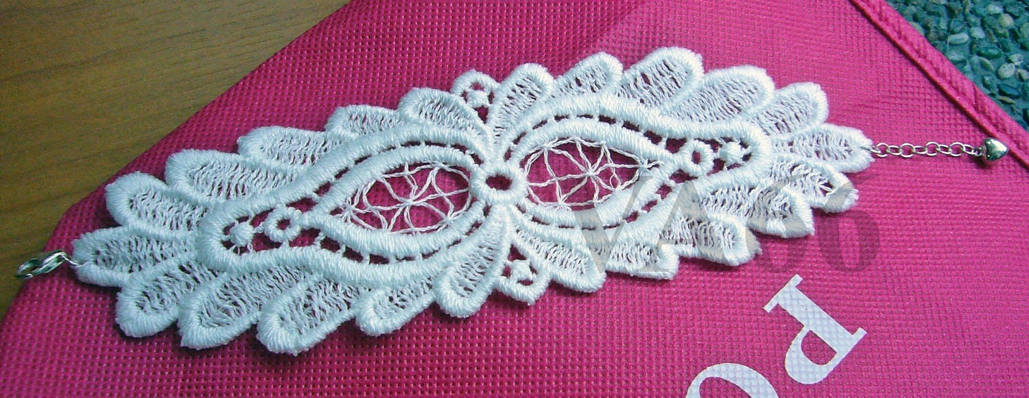 Vintage Inspired Lace Bracelet 925 Sterling Silver White Lace Bracelet for the Mob, Bride, Bridesmaids, Gift
