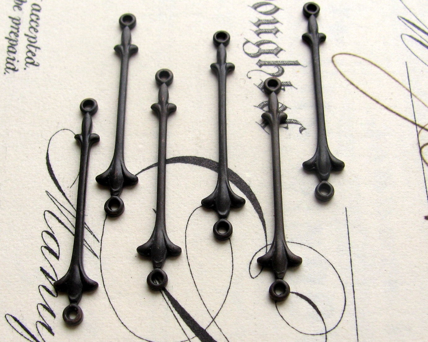 Fleur de Lis bar connector - 27mm - antiqued black brass (6 links) aged dark patina, long thin link, lead, nickel free, made in the USA