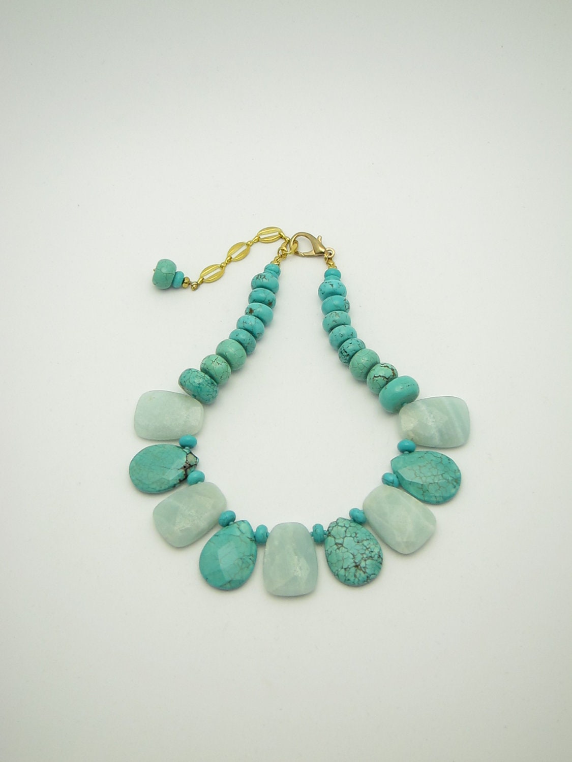 FATA /Statement Necklace.Turquoise.Chunky.Amazonite.Bib/
