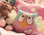 HOOT owl pillow.  Teal Polka Dot.