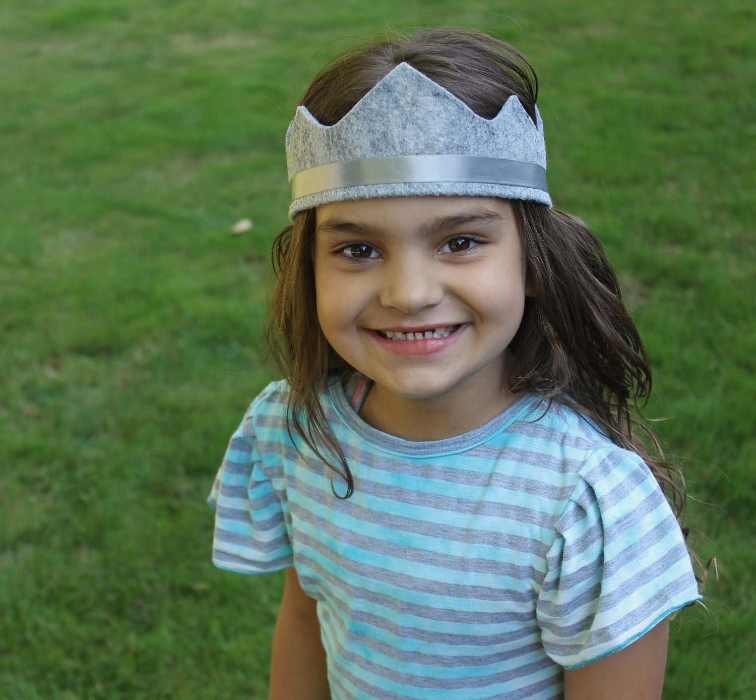 NEW COLORS wool blend mara felt crown with adjustable ribbon tie. available in 30 20-35% wool blend colors. party, play, pretend.