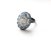 Vintage Style Rose Cameo Ring in Antique Silver