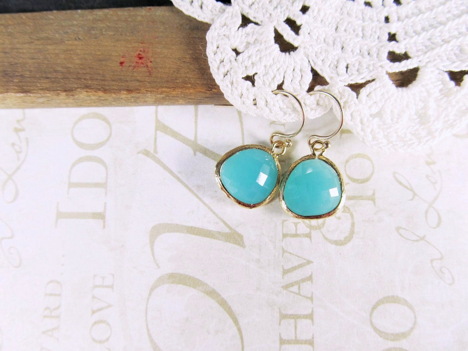 ANNA milky turquoise rough cut glass crystal earrings (gold)