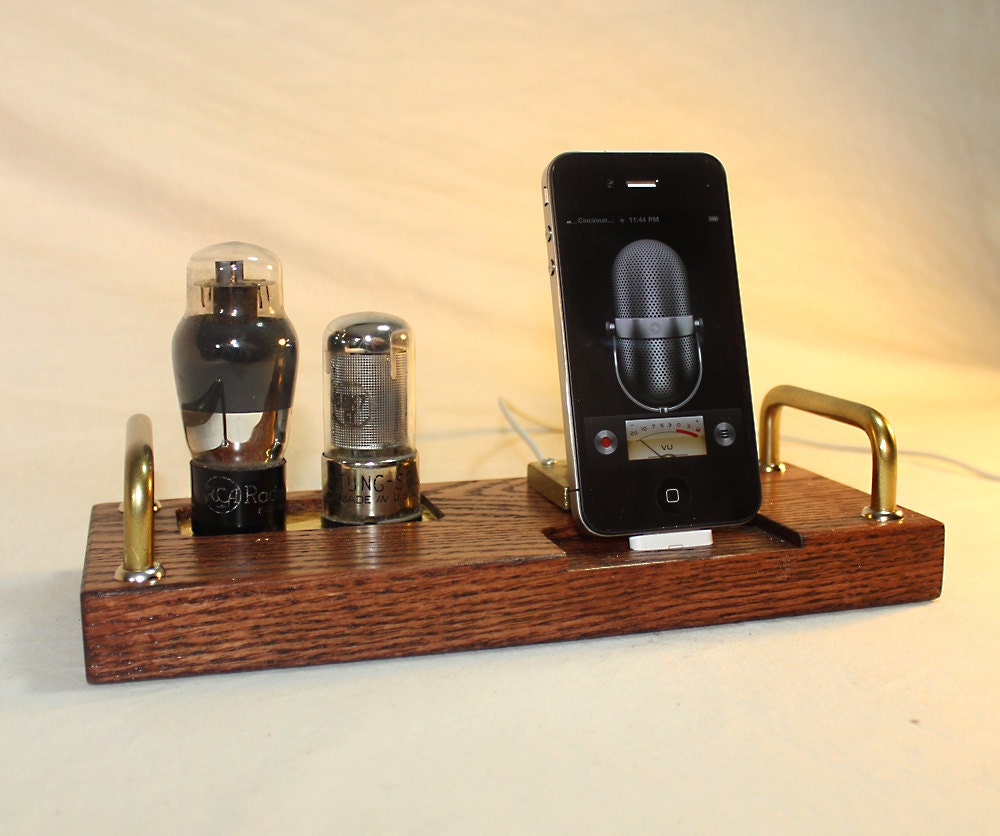 iPhone 5 Dock - iPod Dock - New Lighting Plug Kit or 30 Pin Mounted - Charger and Sync Station - Tube Model DeLuxe 2 - Oak - steampunk