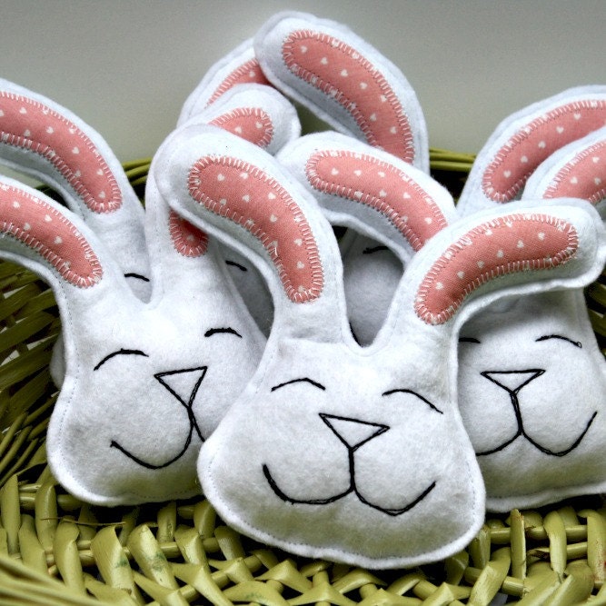 Catnip Sunny Bunny felt cat toy