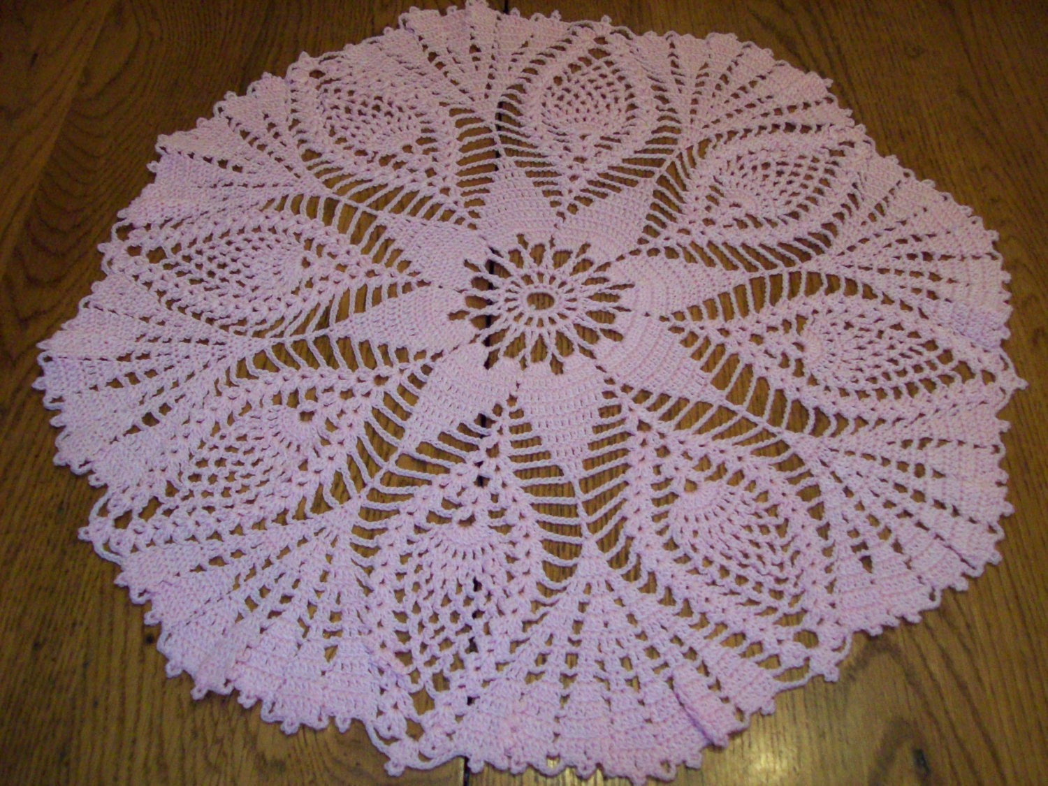 Shabby Chic Pink 17" Pineapple doily Tabletop Kitchen and Dining Home Decor