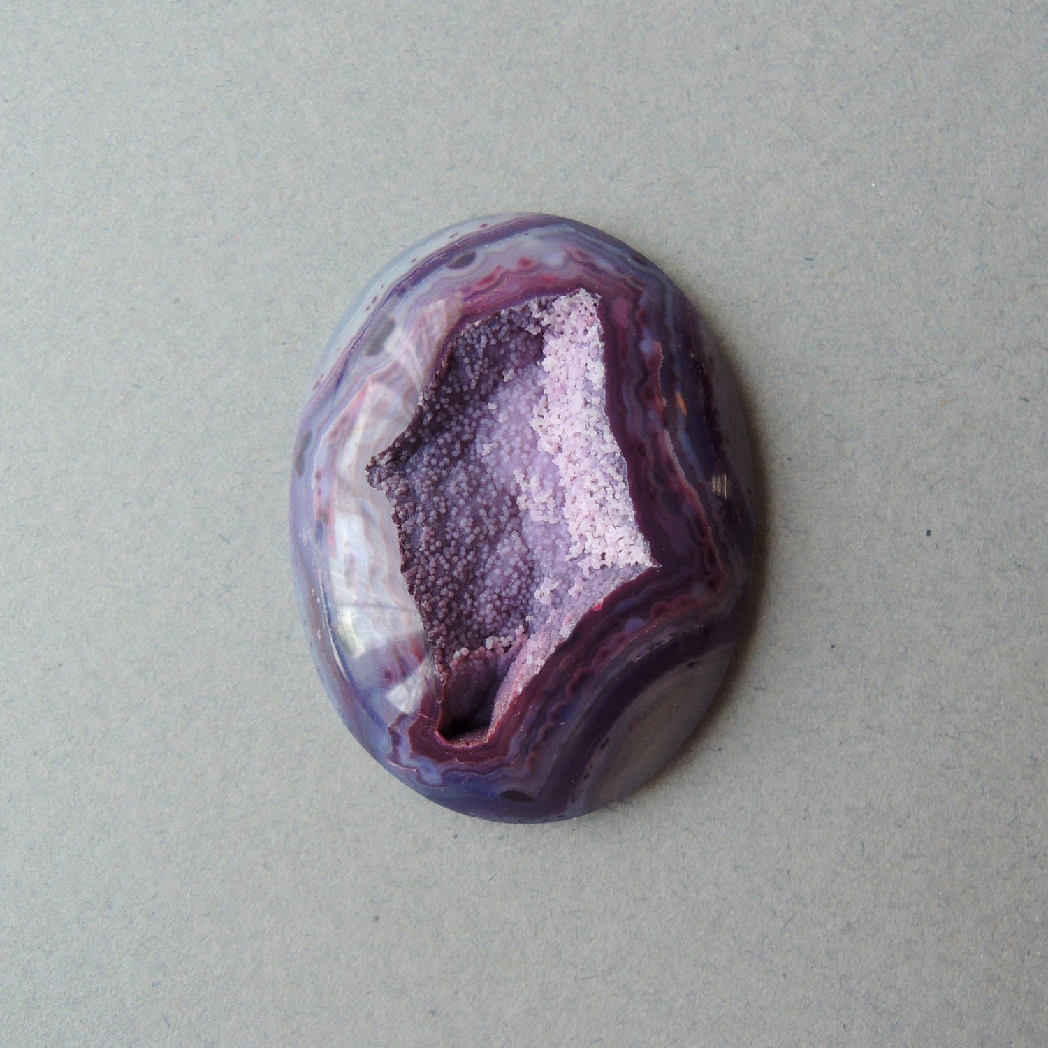 Cabochon - Drusy agate - 36 by 27 by 8 mm