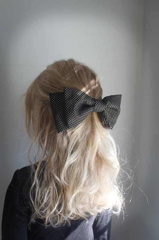 Oversized Black Bow - Black and gold Bow Clip - Photo prop. Halloween Costume . Bow hair clip . polka dot hair bow. halloween accessories.
